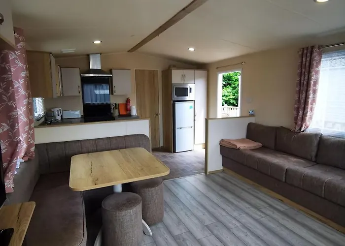 Willows With Self Contained Garden Hébergement de vacances